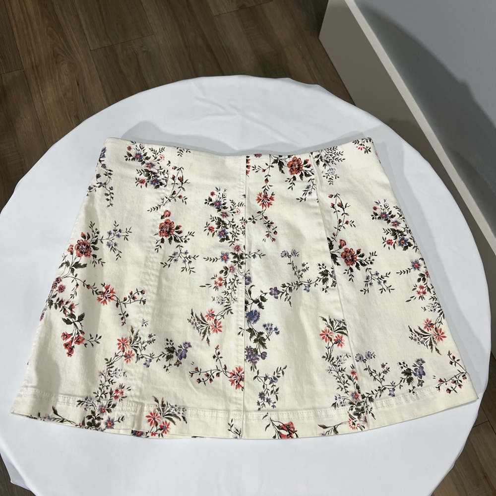 Floral Print Cream Skirt